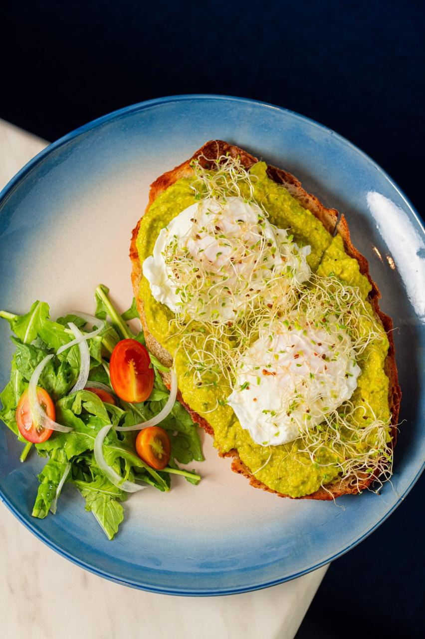 Tostada De Aguacate